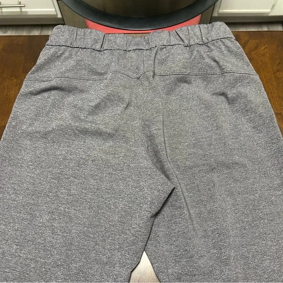 Lululemon On The Fly Pant Full Length 31” Size 8 Heathered Black - Picture 10 of 15